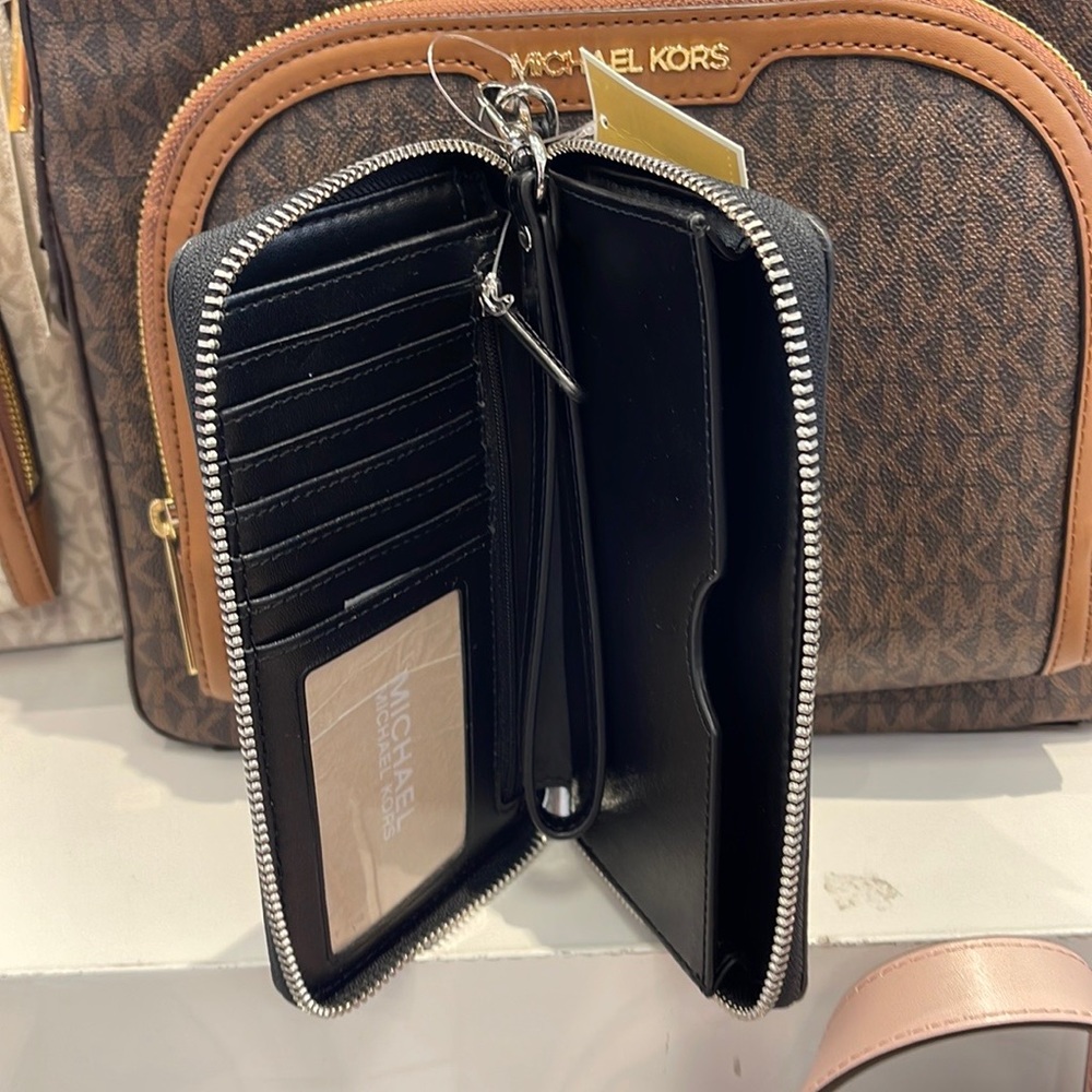 Michael Kors MK Signature Large Flat Multi-Function Phone Case Wallet Wristlet - Picture 11 of 16